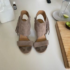 Steve Madden boho heels